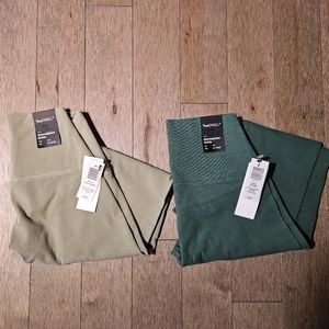 Aritzia leggings- bundle of 2